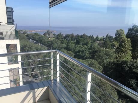 Apartamento En Venta En El Golf 4 Dormitorios