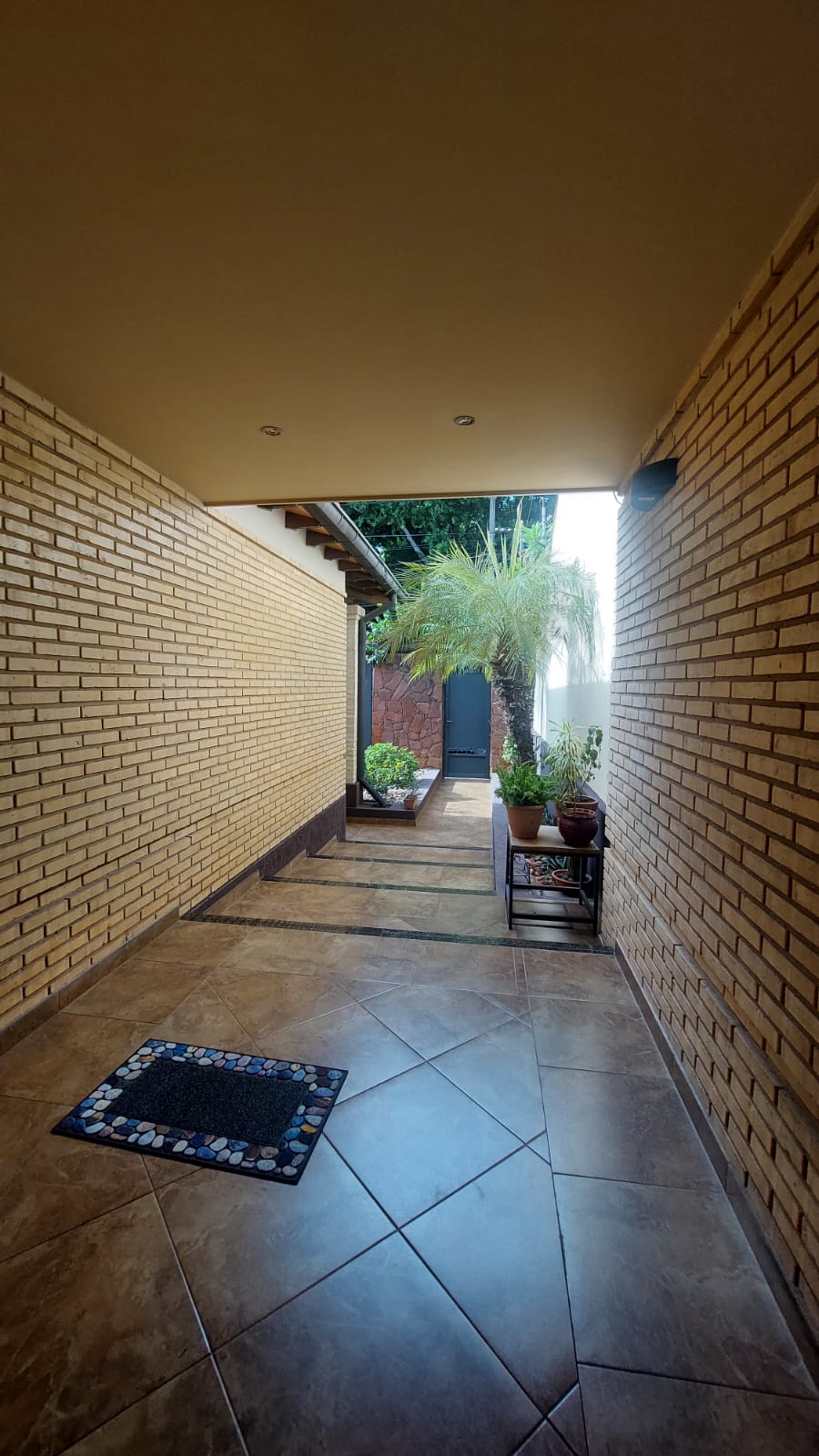 Casa en venta en Recoleta, Asunción — foto 3