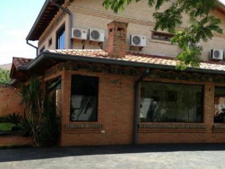 Vendo Resiencia En Barrio Herrera
