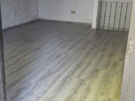 Buen Local Comercial En Zona Estrategica