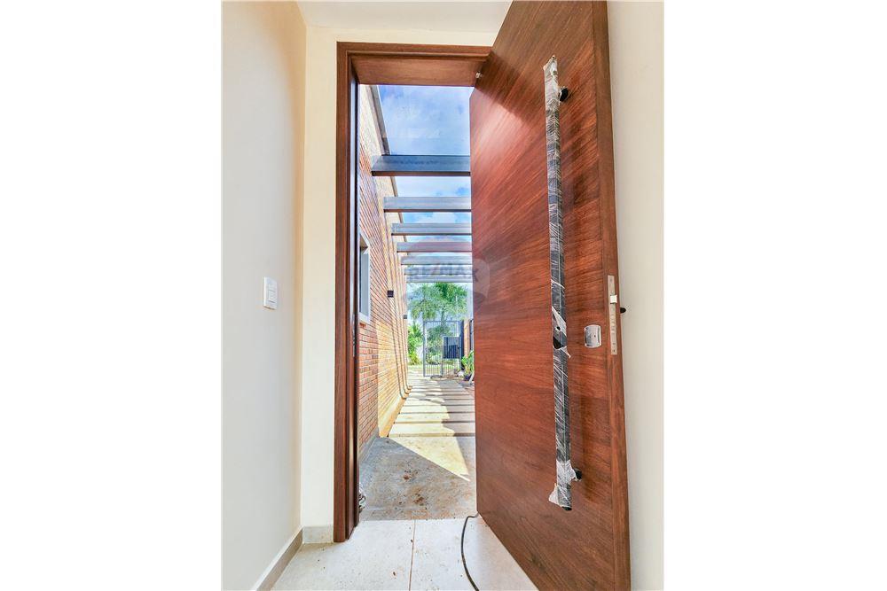 Casa - Venta - San Bernardino, Cordillera, Paraguay — foto 3