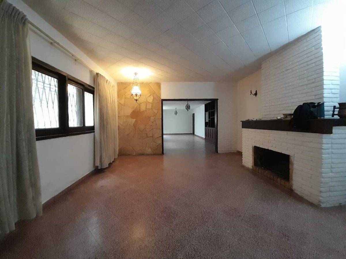VENDO CASA DE 4 HABITACIONES EN SAJONIA EN ASUNCION — foto 3
