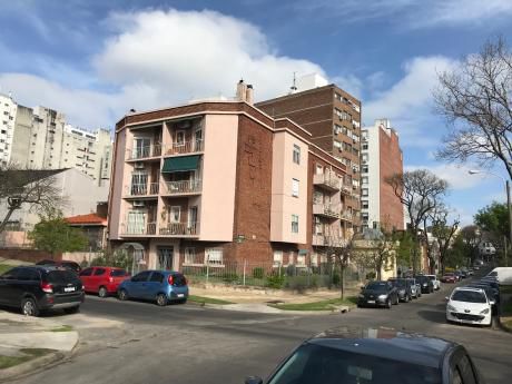 Buen Departamento En Pocitos Nuevo