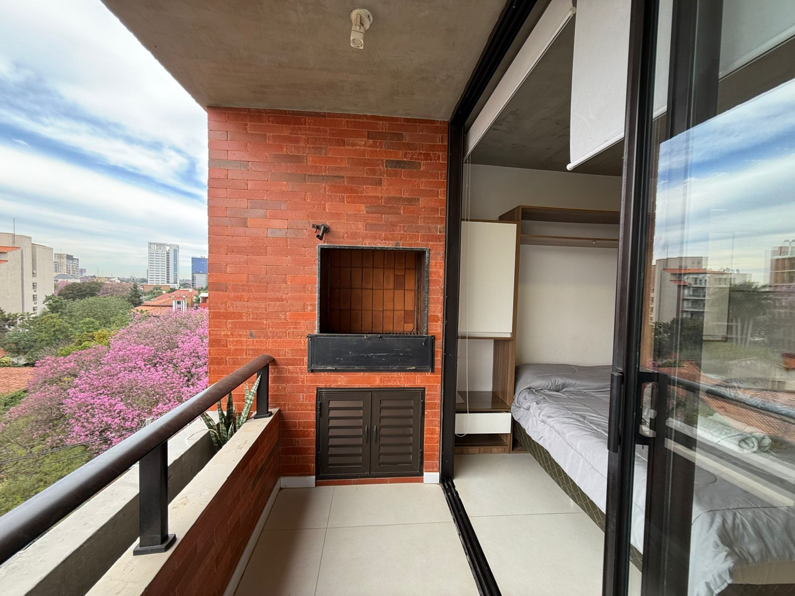 En Venta Departamento en Edificio Flats del Sol. — foto 3