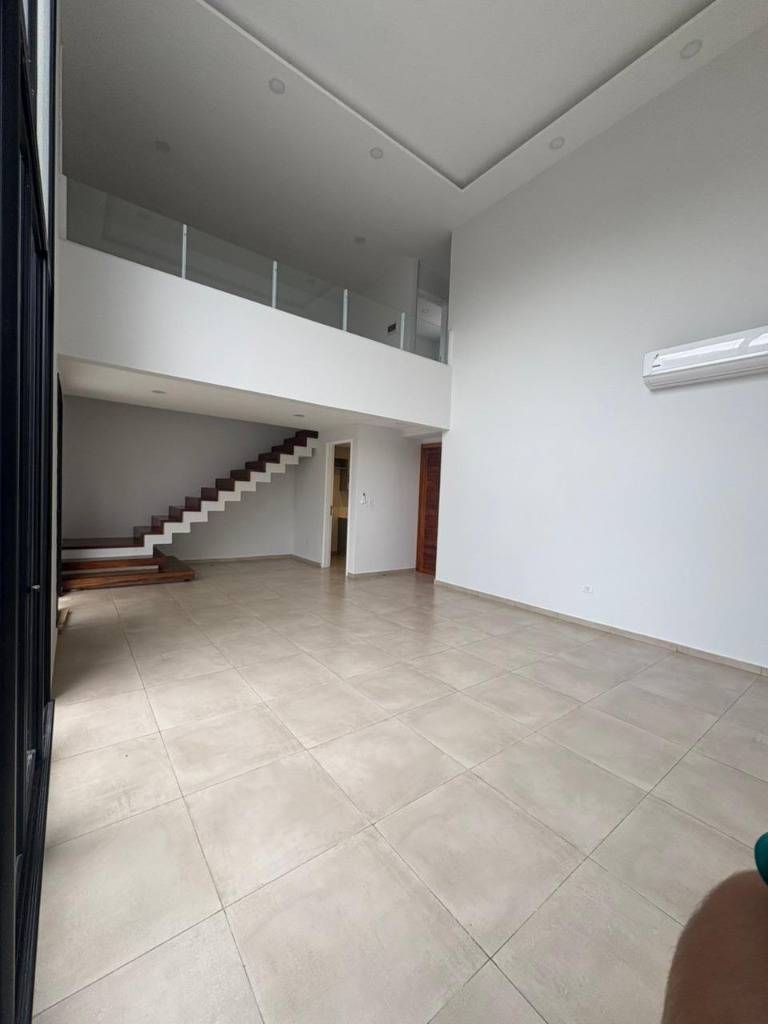 Dúplex de lujo en Jardín de Oro- Luque. — foto 3
