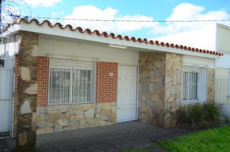 Venta Casa, Union, 3 Dormitorios, Amplio Fondo