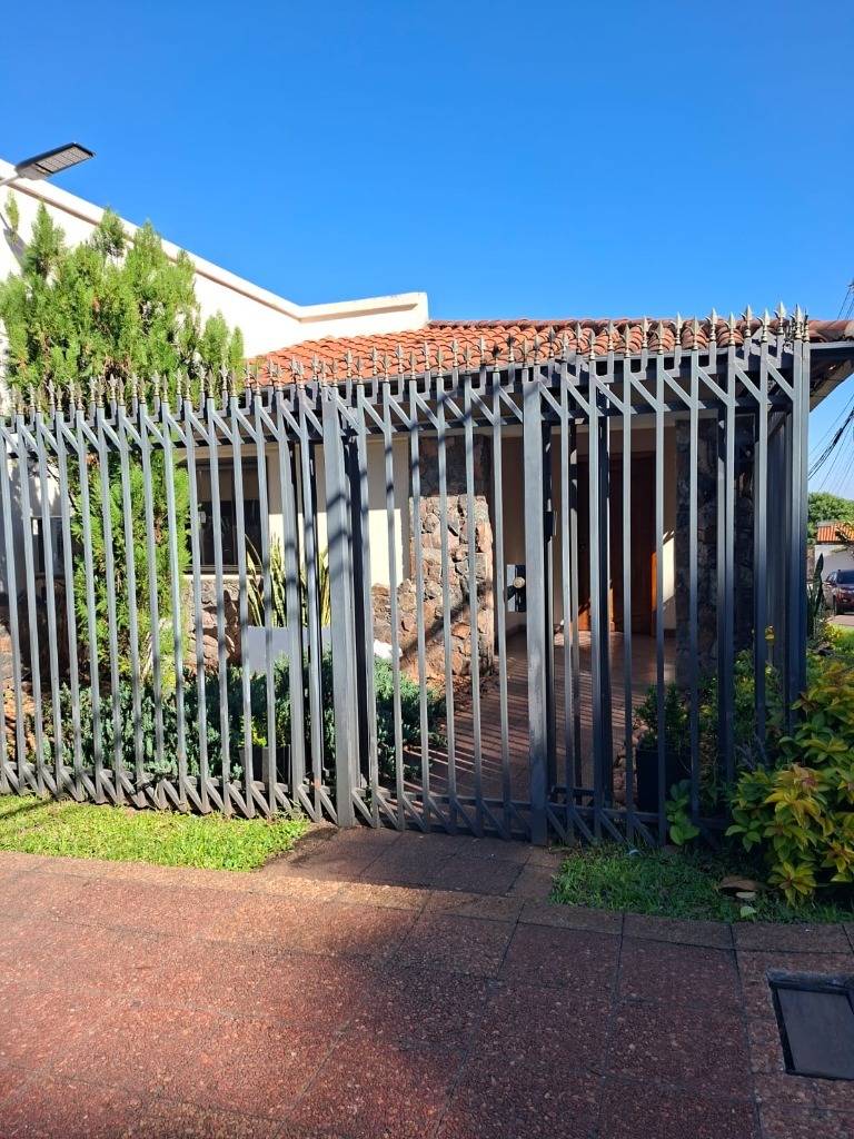 Casa en alquiler en Lambaré — foto 2