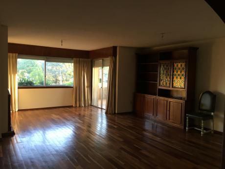 Excelente Planta En La Mejor Zona De Carrasco Con Renta