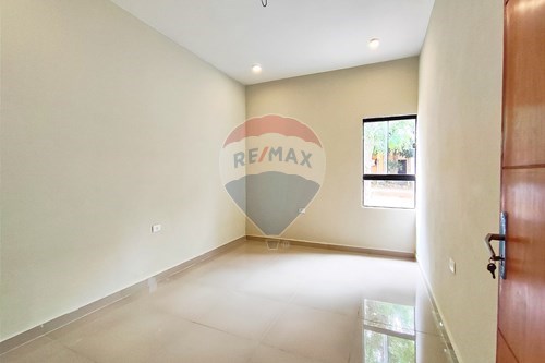 Duplex-Alquiler-PY Central Luque Maramburé — foto 3