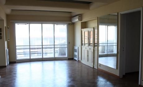 Centro.apartamento De Tres Dormitorios Y Cuatro Baños.