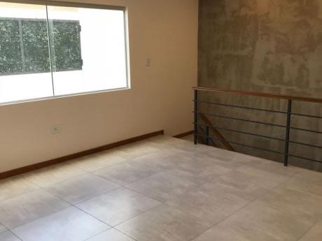 Vendo Duplex Barrio Herrera A Estrenar