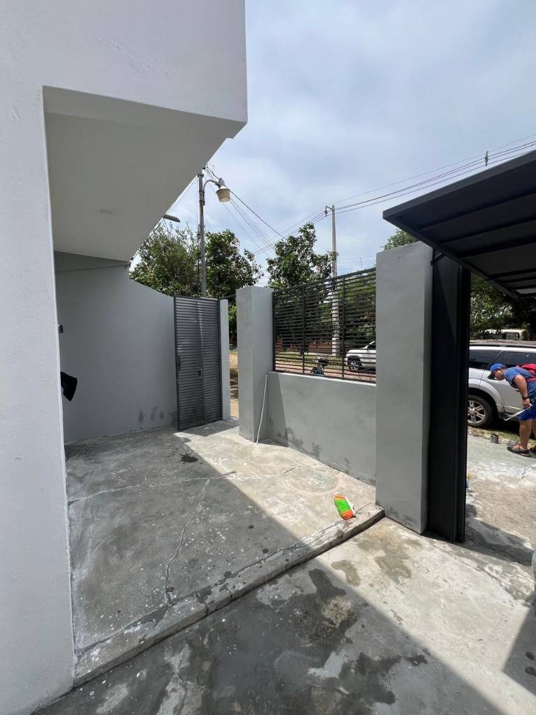 Alquilo Duplex de tres dormitorios en Villa Elisa, Centro — foto 2