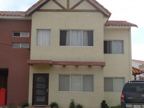 Casa Cond. Santa Fe
