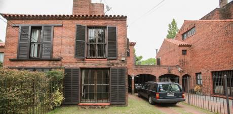Linda Casa Con Renta En Carrasco Norte - Ref. 4793