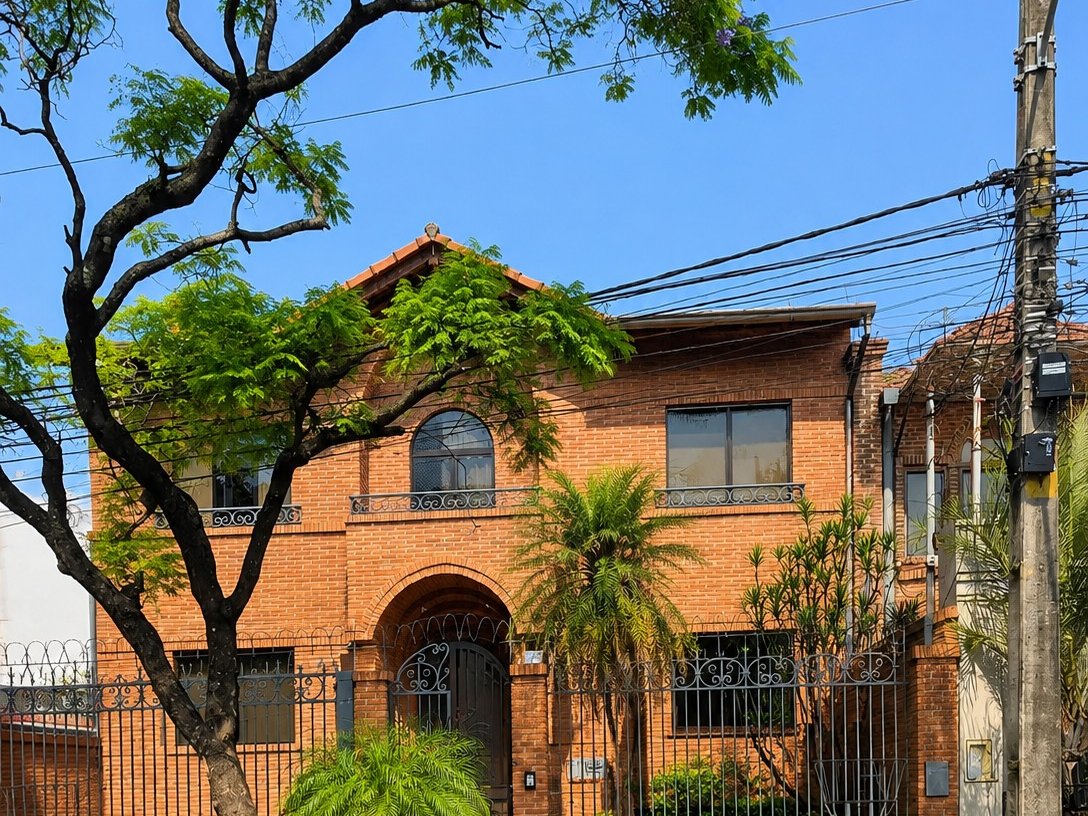 ¡ALQUILO ELEGANTE CASA EN LAS LOMAS — foto 2