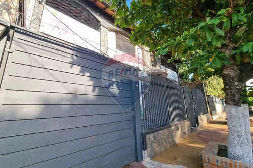 CASA EN ALQUILER, LAMBARE — foto 2