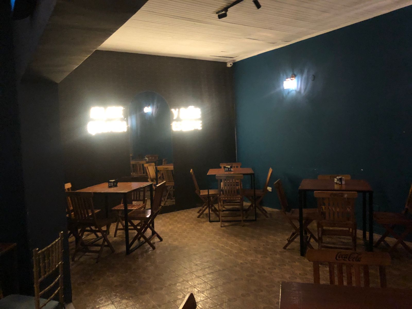 VENDO INMUEBLE SOBRE IMORTANTE ARTERIA EN CNEL OVIEDO — foto 3