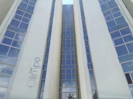 Departamento En Venta En El Edificio Torre Olimpo