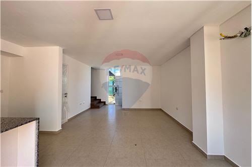 Duplex-Venta-PY Central Luque Laurelty — foto 2