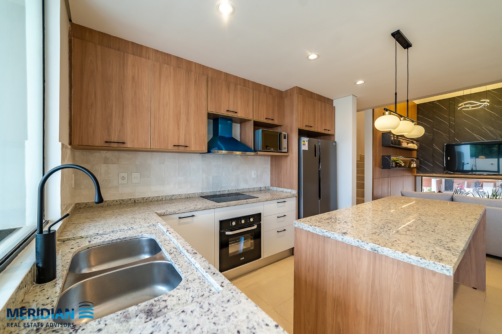 Hermoso duplex a estrenar a pasos del aeropuerto! — foto 3