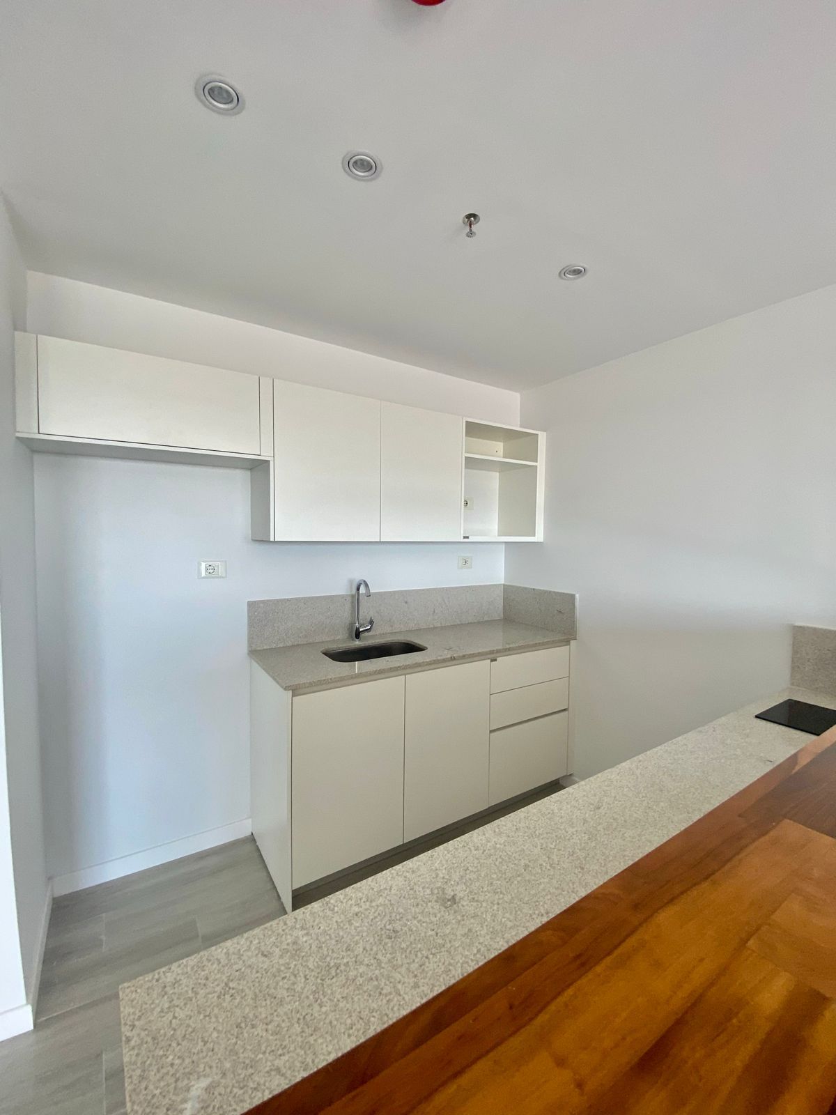 ALQUILO DEPARTAMENTO MONOAMBIENTE EN BARRIO JARA — foto 3