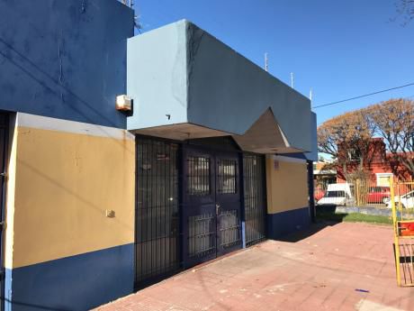 Alquiler Local Comercial 150m Prox Av. Italia Y Jose B Y Ordoñez