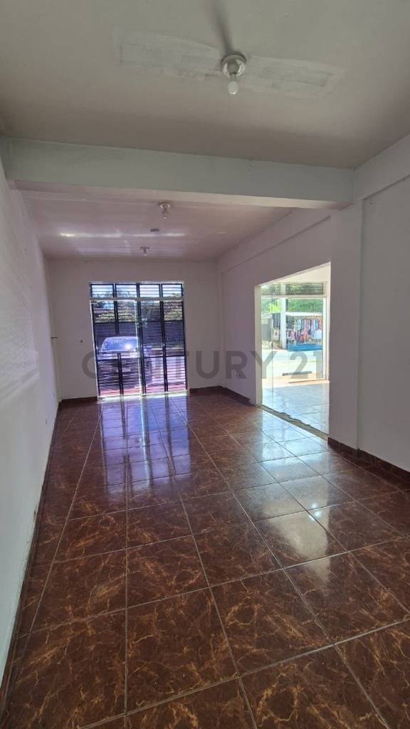 Alquilo local en Luque, Central — foto 3