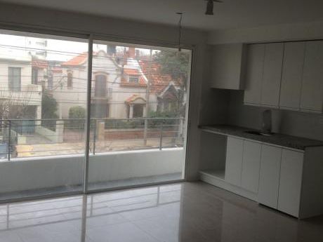 Inversores!!! Unidades Alquiladas1 Dorm. Gge. Metros De Rbla.