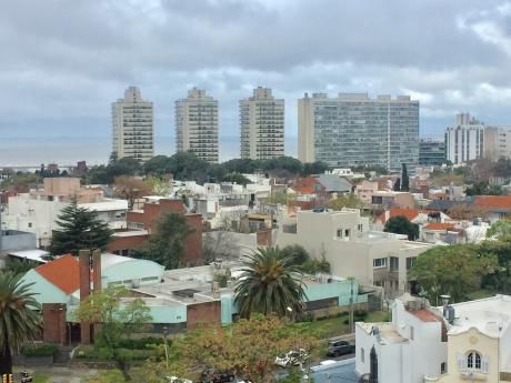 Venta Apto 2 Dorm. Pocitos Nuevo Con Garage!