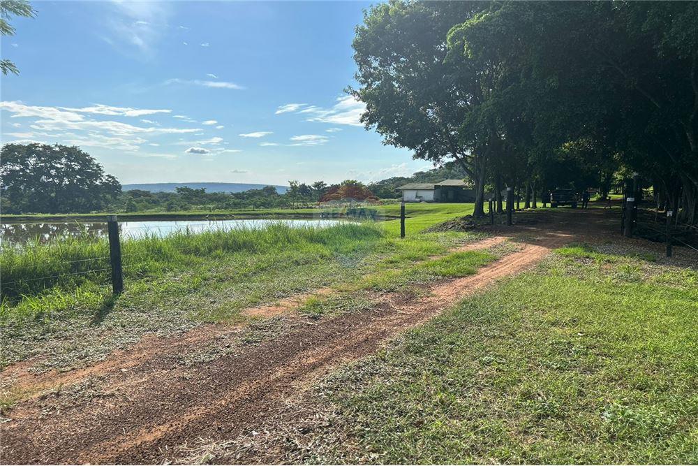 Estancia Ganadera de 100 HA en Ybycuí - Equipada con Corral y Báscula Eléctrica — foto 2