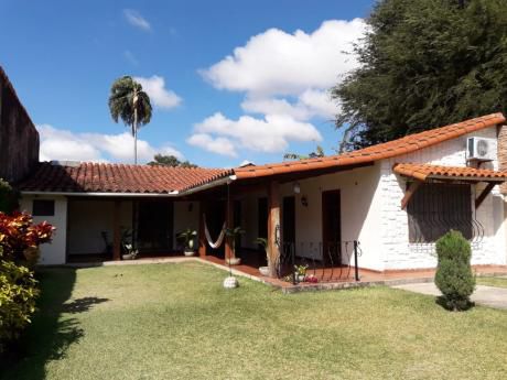 Vendo Bonita Casa De 305 Mts2. En Oferta Precio Debajo Del Avaluo Zona Nor Oeste