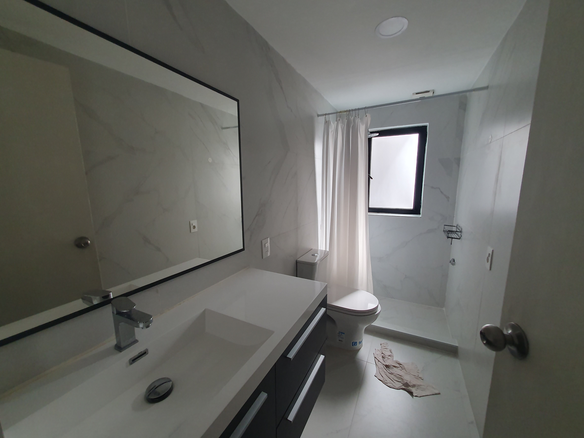 ALQUILER CASA  CUATRO  DORMITORIOS, AMOBLADA  , LA COMERCIAL · Foto 10