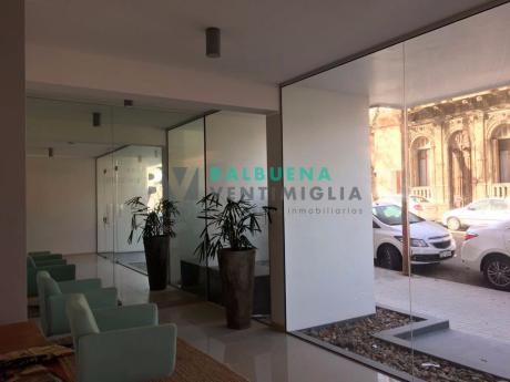 Apartamento De 2 Dormitorios En Palermo - Como A Estrenar
