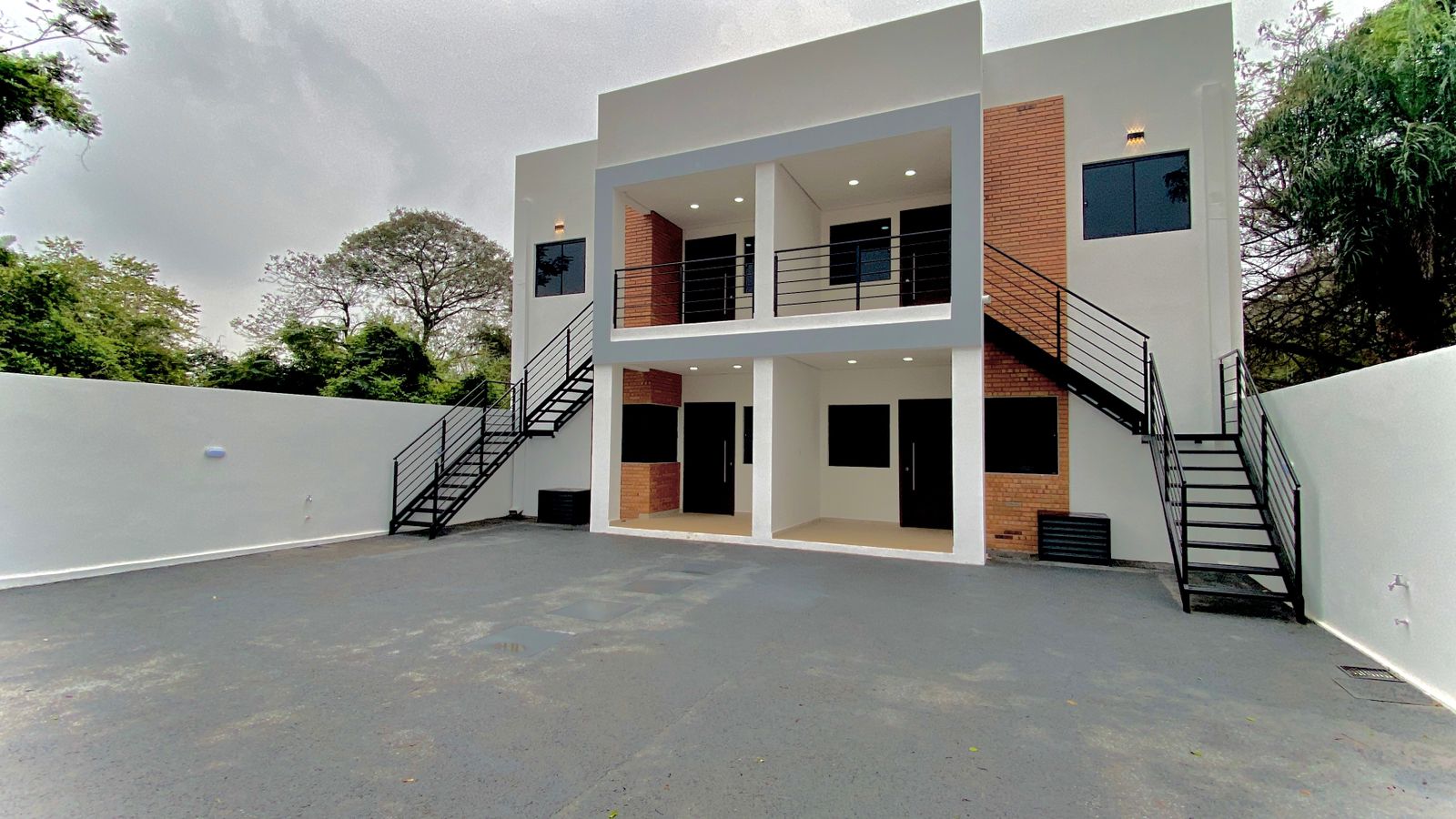 3hab 122m² - Luque
