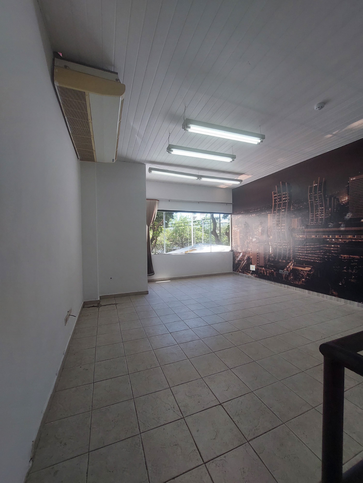 ALQUILO SALON COMERCIAL — foto 3