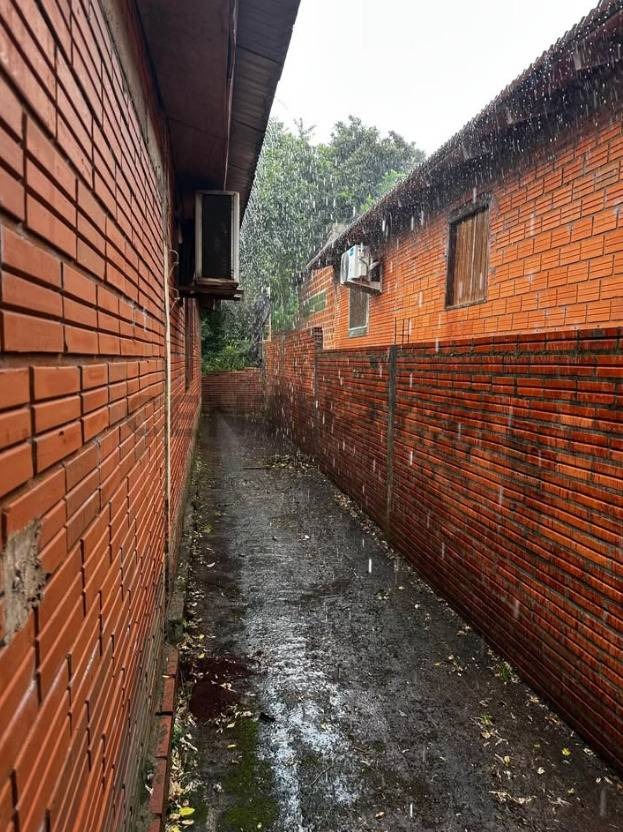 Vendo Casa en Bella Vista a minutos del centro — foto 3
