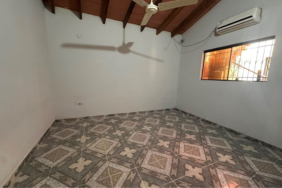 ALQUILO CASA EN LAMBARÉ — foto 2