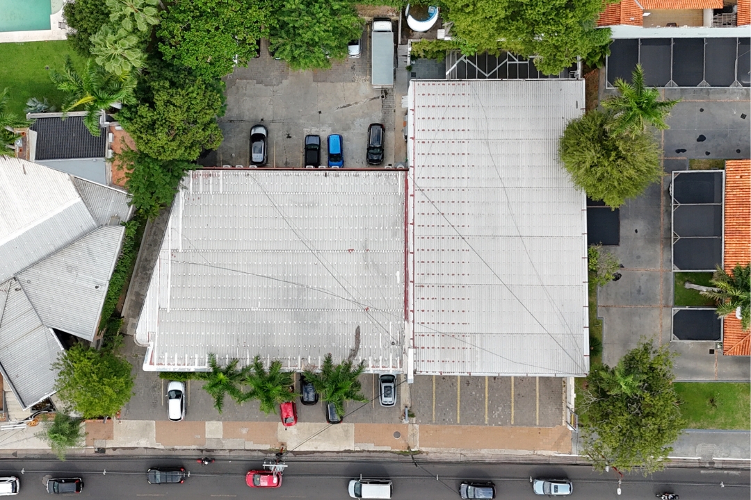 Vendo Para Inversionistas O Empresas - Showroom Comercial Premium Con Renta Sobre Avenida con IMPONENTE FRENTE SOBRE ESPAÑA — foto 3