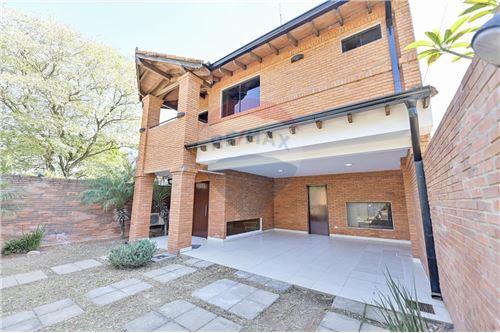 Casa en alquiler en Itá Enramada
