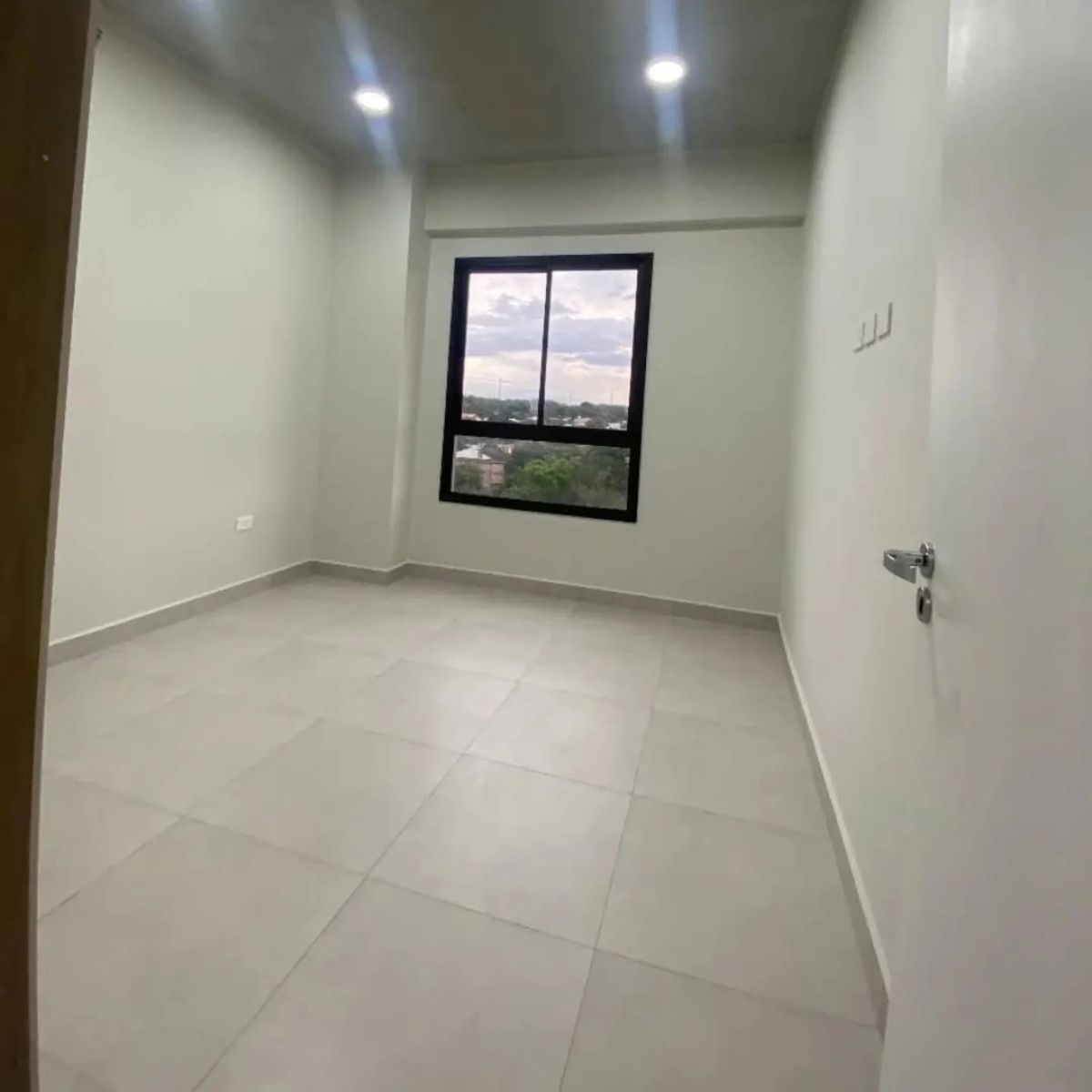 Alquilo Departamento 1 Dormitorio En Barrio Ytay — foto 3