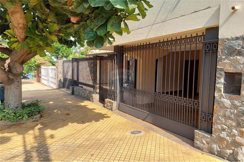 RESIDENCIA EN BARRIO VIRGEN DEL HUERTO — foto 3
