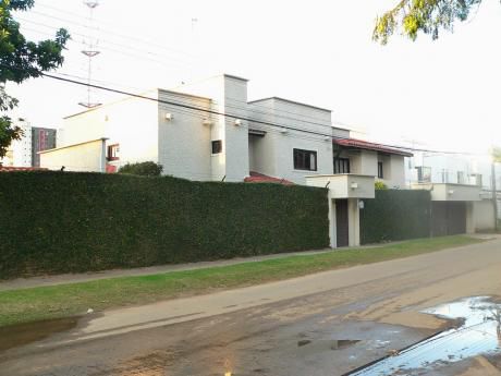 Casa En Venta - Villa Fraterna