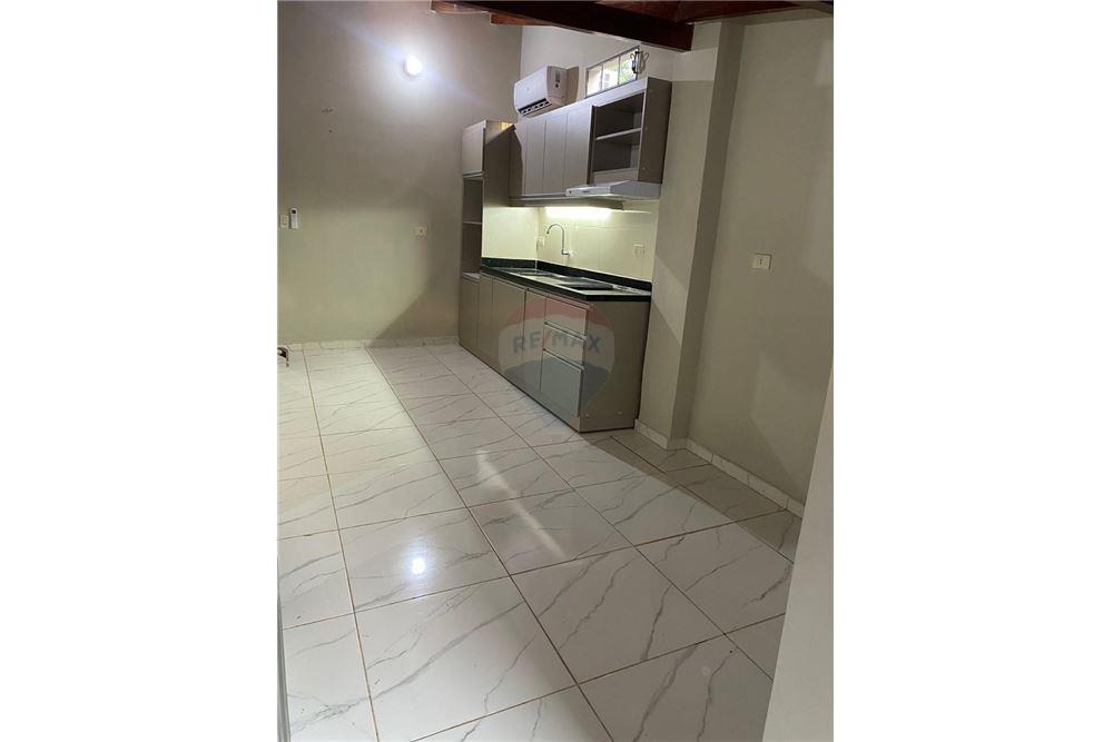 ALQUILO HERMOSA CASA EN CAPIATA — foto 3