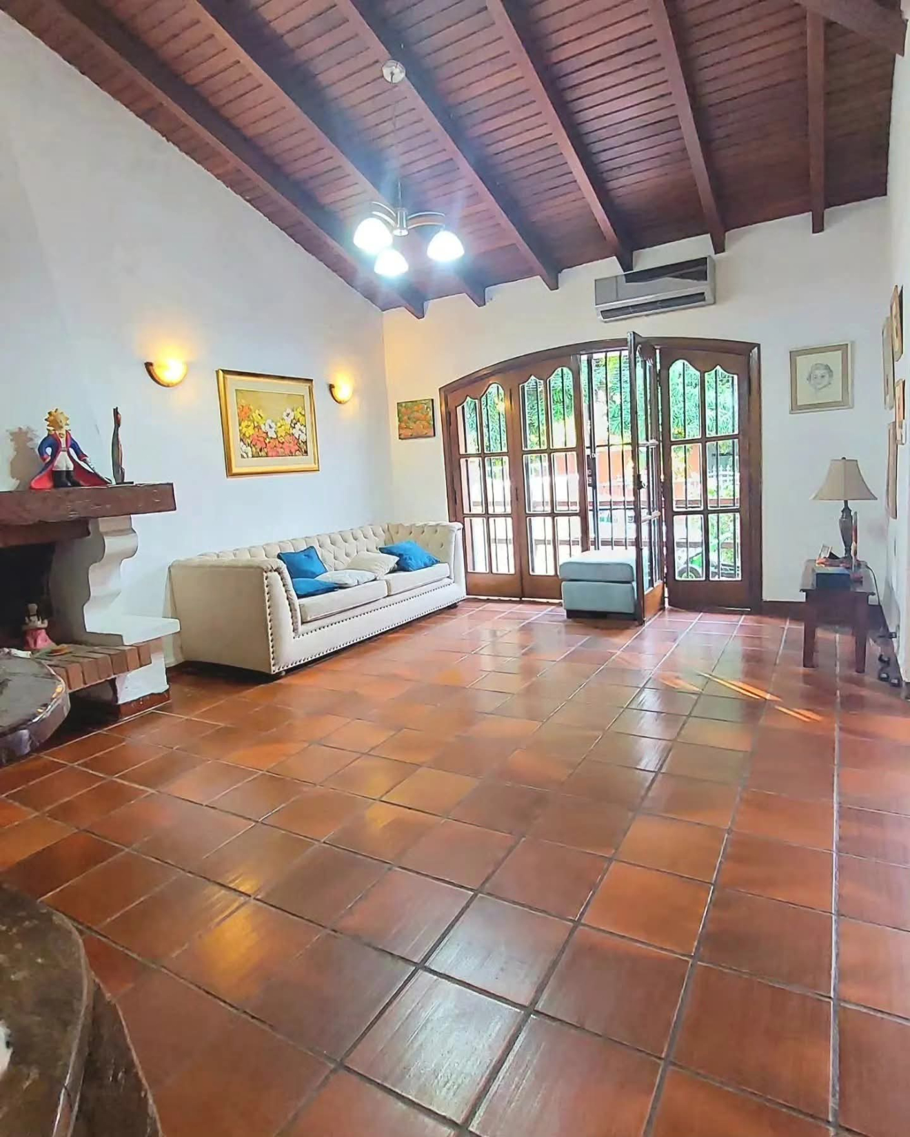 Casa en venta en Las Mercedes, Asunción — foto 3