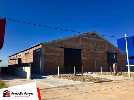 Dos Galpones De 640m2 C/u