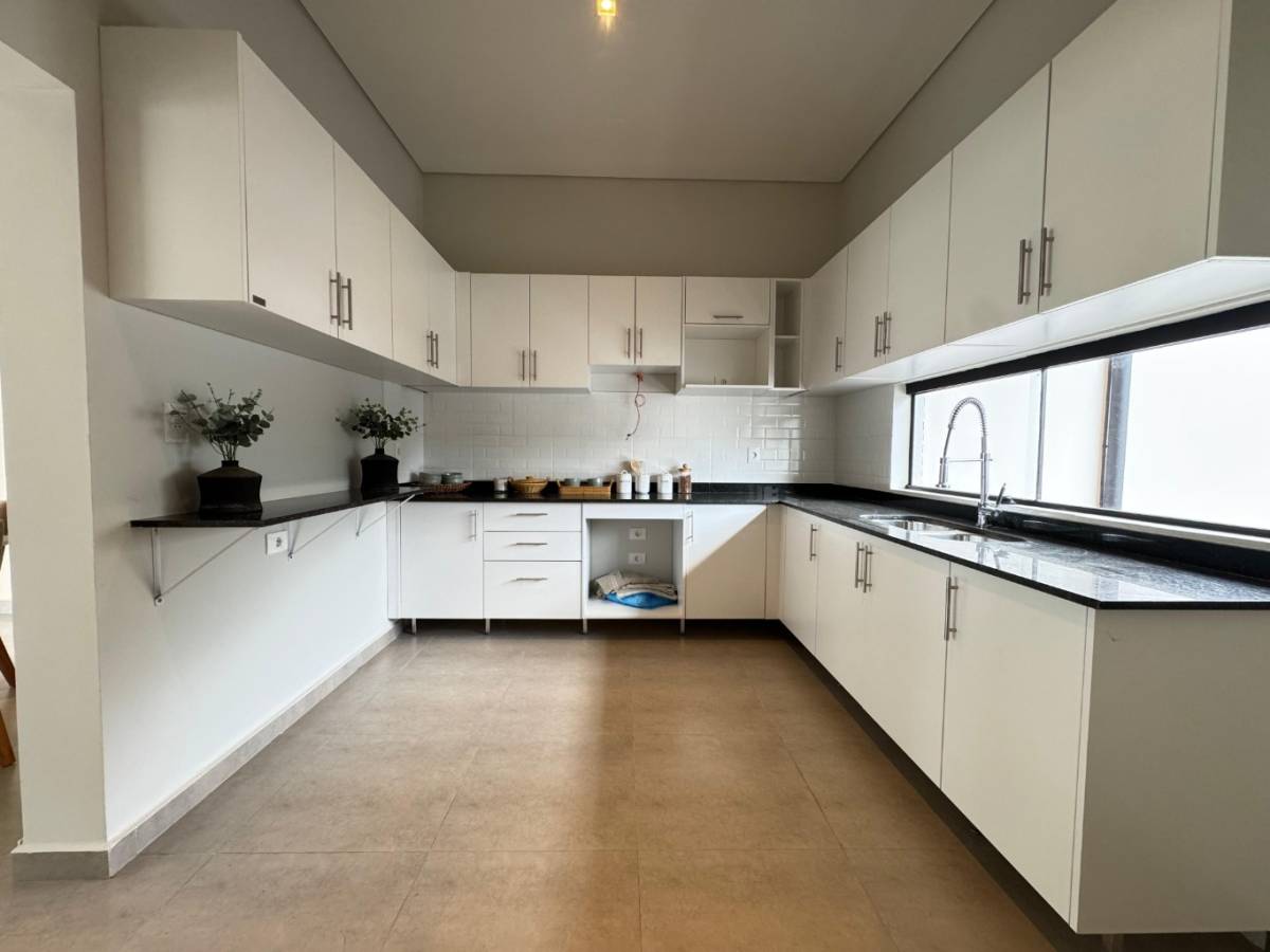 ALQUILO CASA PAREADA A ESTRENAR ZONA RAKIURA — foto 3
