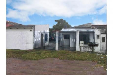 Casa En Las Pampitas 6to Anillo A Tres Cuadras Del Trillo