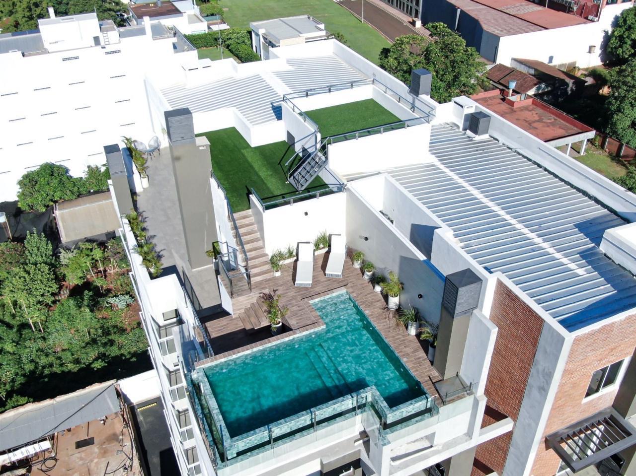 Ciudad Del Este - Departamento 2 Habitaciones Cochera Incluida . Amobládo — foto 2