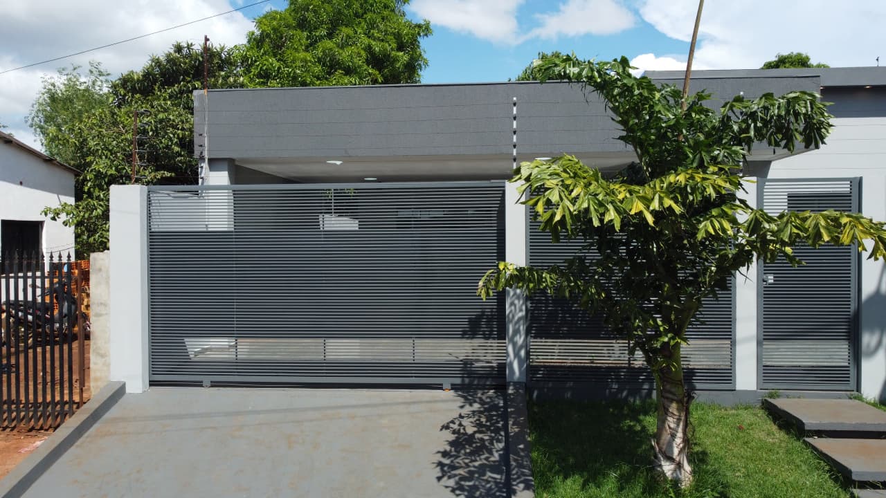 EN VENTA CASA RESIDENCIAL EN EL BARRIO VILLA FANNY. — foto 2