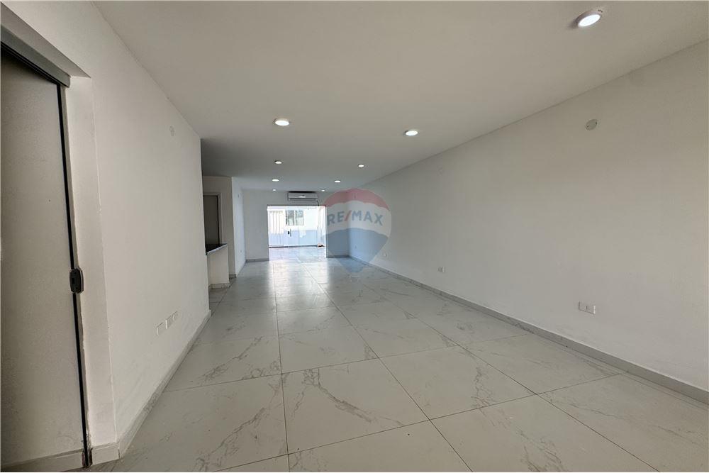 ALQUILER – MODERNO DÚPLEX ZONA RAKIURA –LOMA MERLO — foto 2